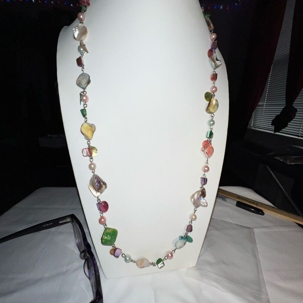 Vintage Boho Continuous Strand (Shown Double) of Various Shell and Beads - Picture 4 of 6